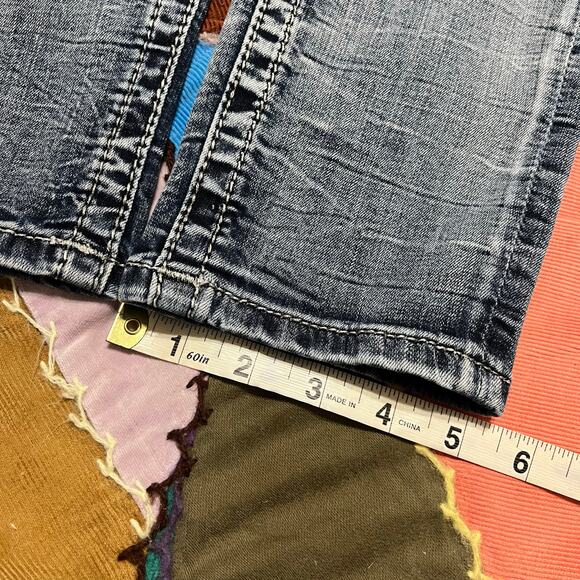 Miss Me Y2K Embedded Faded Skinny Jeans 29Wx32L - Picture 6 of 6